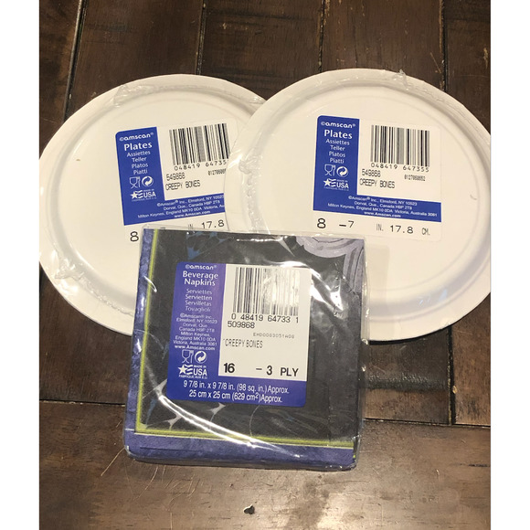 NWT HALLOWEEN PARTY Bundle Plates Napkins Cups Creepy Bones RIP Grave Skeleton - Picture 4 of 12
